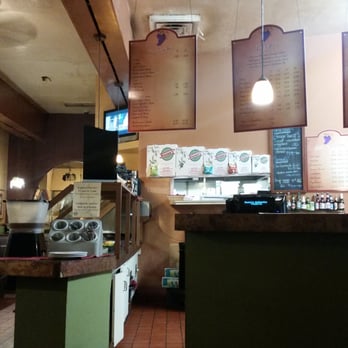 Buono's Pizzeria - Have boxes for the pizza.  To give an idea  of how big the  size is. Good idea - Pizza Near Me - Long Beach, California