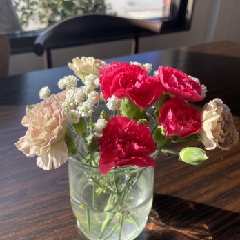 Variable Cafe - Flowers - Vegan Near Me - Los Angeles, California