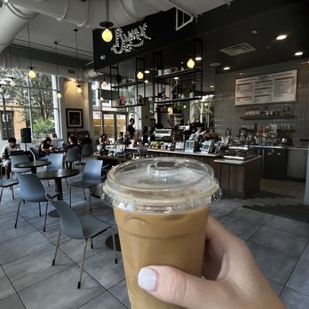 Bynx - Coffee & Tea Near Me - Orlando, Florida Bynx - Coffee & Tea Near Me - Orlando, Florida