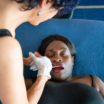 Reeca Gaspari - Craniosacral work with TMJD - Massage Therapy Near Me - Santa Monica, California Reeca Gaspari - Craniosacral work with TMJD - Massage Therapy Near Me - Santa Monica, California