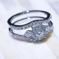 The Silver Queen - Beautiful Engagement Rings!