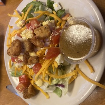 Texas Roadhouse - House salad with Italian dressing - Steakhouses Near Me - Phoenix, Arizona Texas Roadhouse - House salad with Italian dressing - Steakhouses Near Me - Phoenix, Arizona