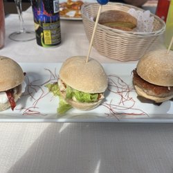 Garden Restaurant - Mini seafood burgers