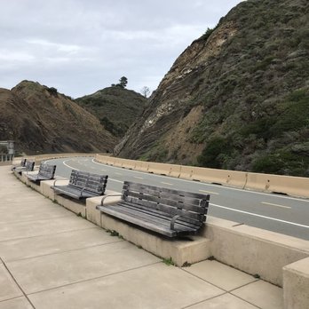 Devil's Slide Coastal Trail - Benches along the trail - Hiking Near Me - Pacifica, California