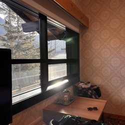 The Dorothy Motel - Sweet little nook and a big ol' window!! Black-out shades and regular shades available.