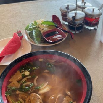 Yum Mi Restaurant - Beef pho soup - Thai Near Me - New Albany, Indiana Yum Mi Restaurant - Beef pho soup - Thai Near Me - New Albany, Indiana