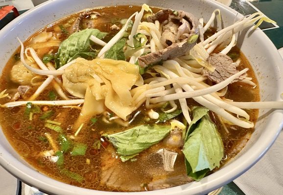 Phở Sàigòn by null