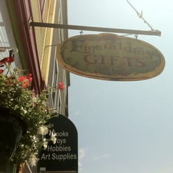 Emeraldrose Gifts - Storefront sign