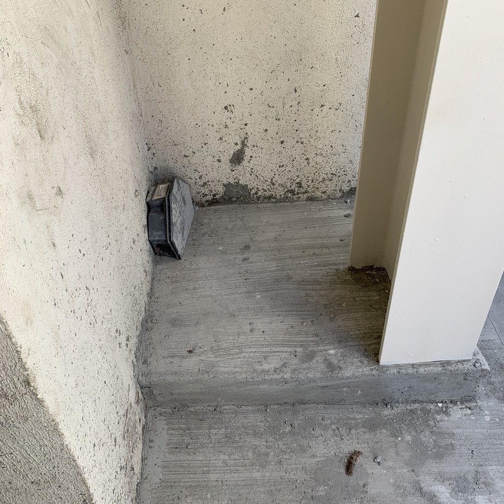 HZS Engineering & Construction - Cement left slopped on the walls - Structural Engineers Near Me - Orange, California HZS Engineering & Construction - Cement left slopped on the walls - Structural Engineers Near Me - Orange, California