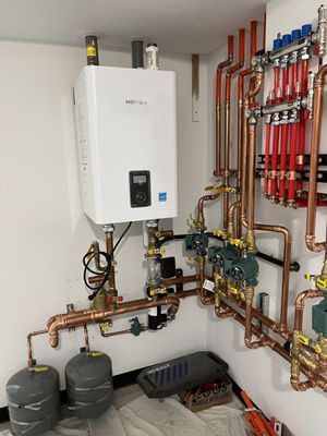 Rabanales Plumbing & Heating Logo