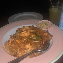 Sweet chicken pad Thai