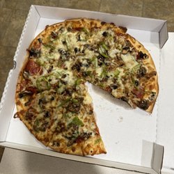 Caruso's Restaurant - House pizza