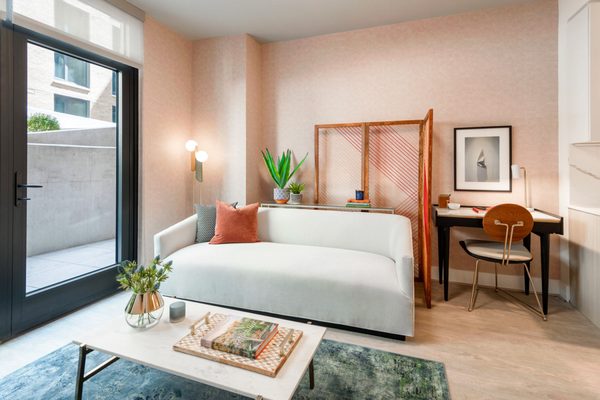 NOVEL South Capitol by null