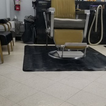 Glendale Barbershop - The inside - Barbers Near Me - Glendale, California Glendale Barbershop - The inside - Barbers Near Me - Glendale, California