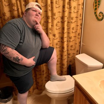 Friend's Plumbing - What an exquisite toilet - Plumbing Near Me - Oldsmar, Florida Friend's Plumbing - What an exquisite toilet - Plumbing Near Me - Oldsmar, Florida