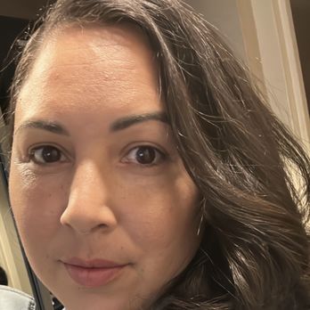 Classic Lash Queen - Me with my natural lashes so you can see the difference. - Eyelash Service Near Me - Lawndale, California