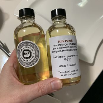 Richmond Station - Bottled cocktails - Canadian (New) Near Me - Toronto, Ontario
