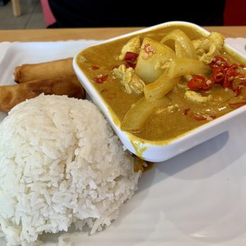 Orchid Thai - Lunch Yellow Curry - Thai Near Me - Baldwin Park, California
