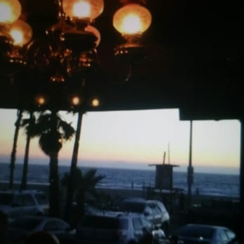 21 Oceanfront - Perfect view - New American Near Me - Newport Beach, California