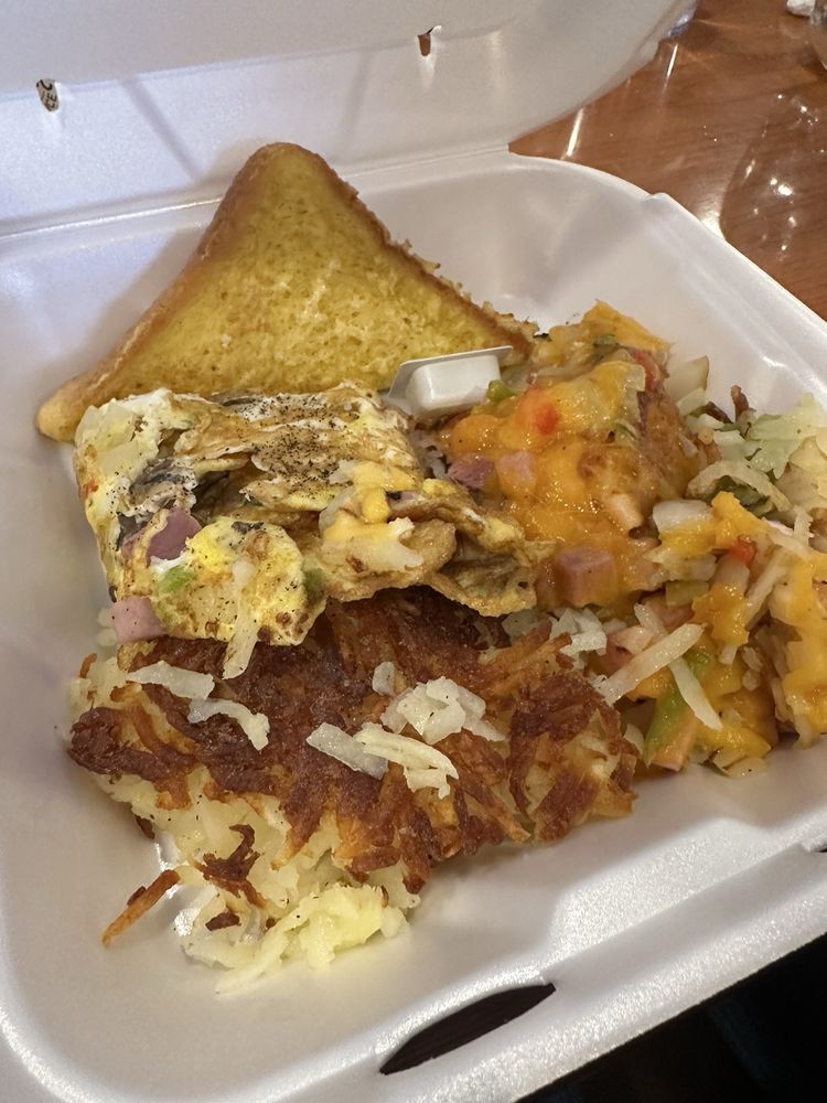 Food from Neli's Family Resturant