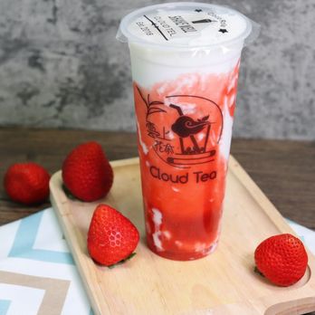 Coco Rolls - a drink with strawberries on a tray - Bubble Tea Near Me - Crystal Lake, Illinois