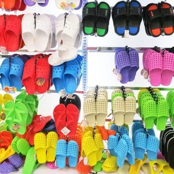 Daiso - croc-like gardening shoes - Discount Store Near Me - Los Angeles, California