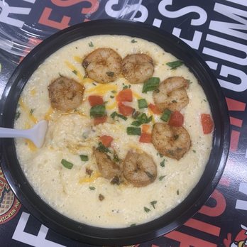 Randys Chicken and Waffles - 20. Shrimp and Grits - Soul Food Near Me - Lancaster, California