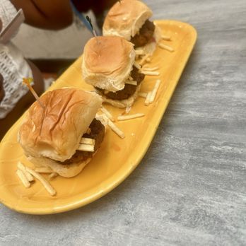 THE CAVE , CUBAN RESTAURANT - Sliders - Spanish Near Me - San Juan, Puerto Rico THE CAVE , CUBAN RESTAURANT - Sliders - Spanish Near Me - San Juan, Puerto Rico