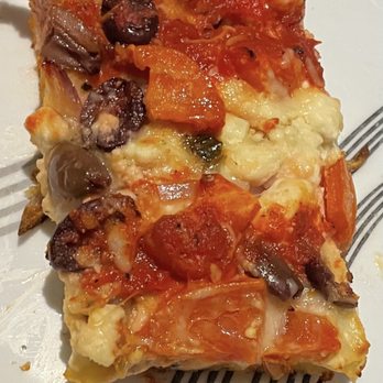 Icon Pizza - Small Greektown Detroit Style Pizza - Pizza Near Me - Springfield, Pennsylvania