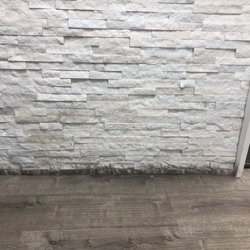 New York Sleep Disorder Center - Dirty wall in reception.