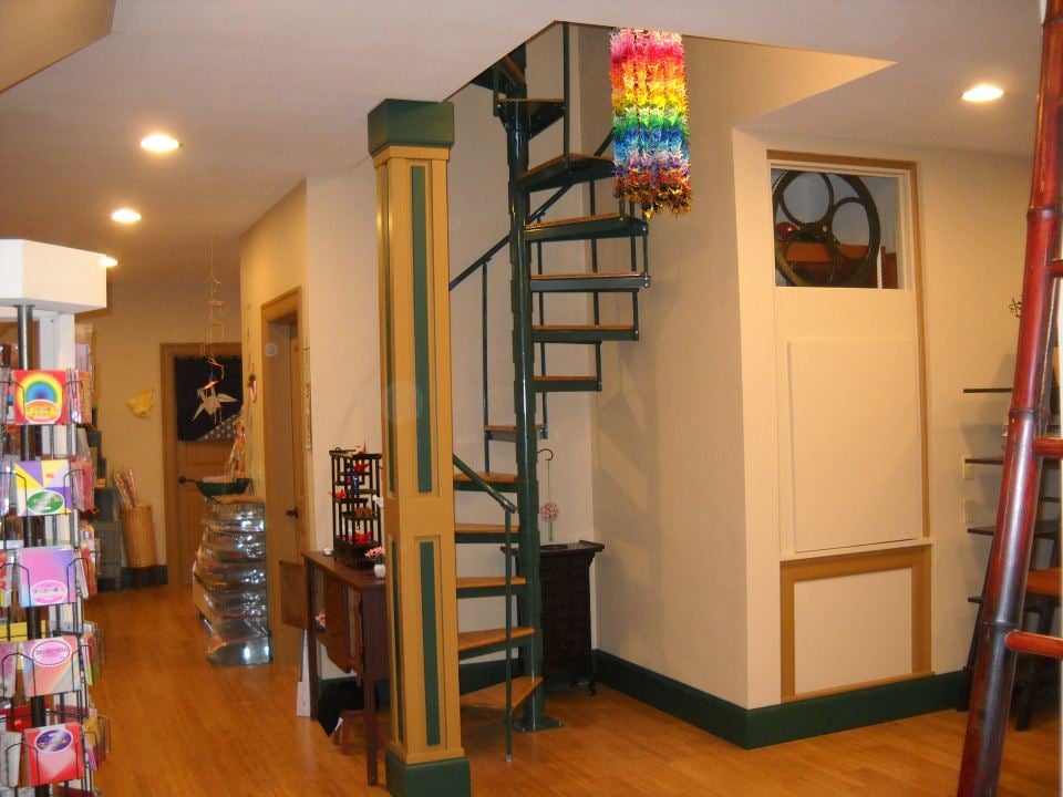 KIM’S CRANE ORIGAMI AND PAPER SUPPLIES 14 Photos Art Supplies