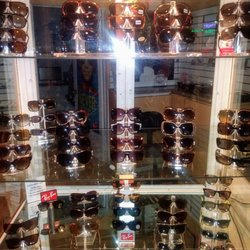 Romana Optical