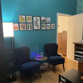 Waxing Moon Spa - Waiting area - Waxing Near Me - Seattle, Washington Waxing Moon Spa - Waiting area - Waxing Near Me - Seattle, Washington
