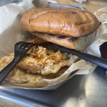 Busters Og Bbq & Grill - Barbeque Near Me - Ventura, California
