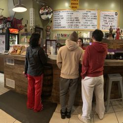 La Sandwichera - A panorama of the place as I looks a lot more established than my last review a few years ago.