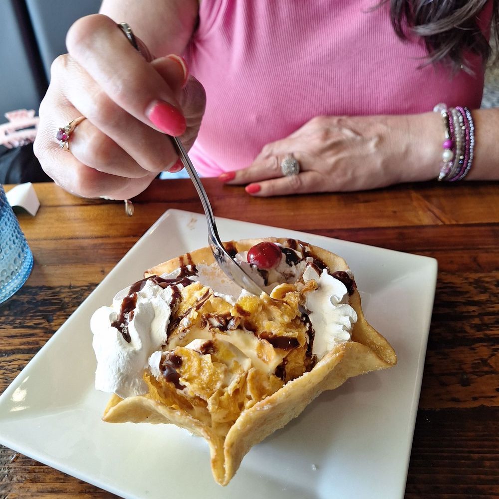 Toro Mambo Cocina Mexicana - Fried ice cream - Salad Near Me - Jupiter, Florida