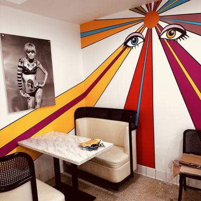 Hot Lips Coffee Shop by null