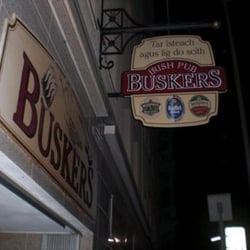 Buskers