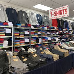 Yns - PRO CLUB T-Shirt Wall