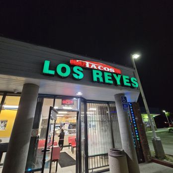 Tacos Los Reyes - Mexican Near Me - Orange, California