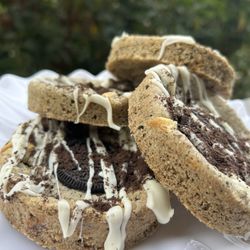 I Love Cookies Bakery - COOKIES AND CREAM