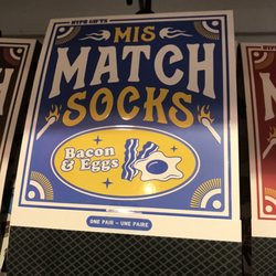 Lost In Socks - Mismatch socks