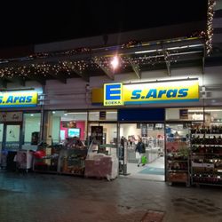EDEKA Aras - Eingang im Innenhof der Nordmeile