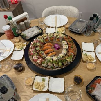 Teru Sushi - Sushi Bars Near Me - Studio City, California Teru Sushi - Sushi Bars Near Me - Studio City, California