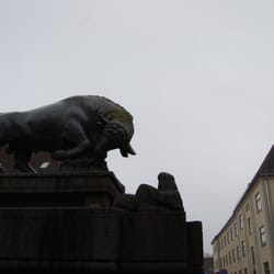 Statue: Oksen på Torshov