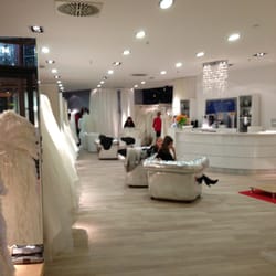 De Luxe by Cecile - Blick in den Brautladen