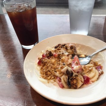 Fido - Coffee & Tea Near Me - Nashville, Tennessee