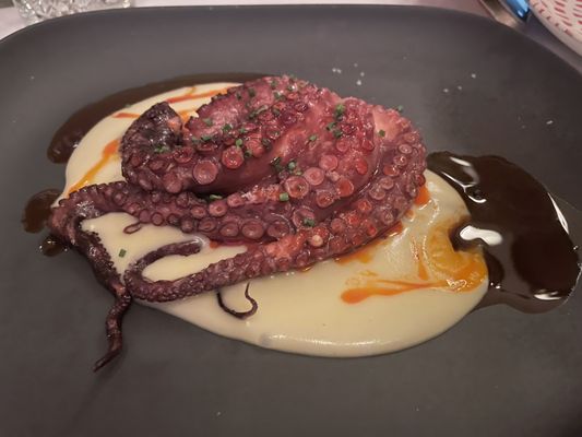 Bodega de los Secretos by null