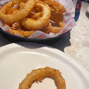 Bubba's 33 - Onion rings for an appetizer! Absolutely delicious - Bars Near Me - Buford, Georgia Bubba's 33 - Onion rings for an appetizer! Absolutely delicious - Bars Near Me - Buford, Georgia