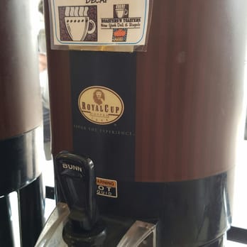Roasters 'N Toasters - Pinecrest - Chocolate Raspberry Decaf...boy did I come here on the right day!! - Bagels Near Me - Miami, Florida